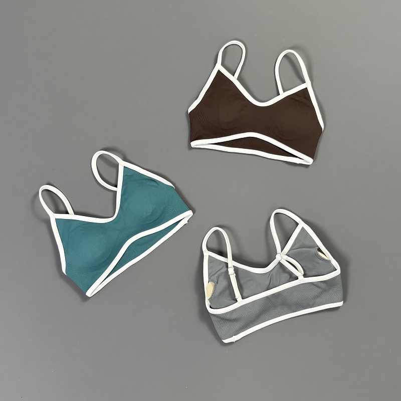 Женский спортивный бюстгальтер – обзор и цена Aquatic Sports Bra